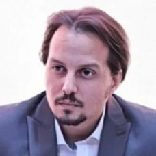 أحمد خالد مصطفى
