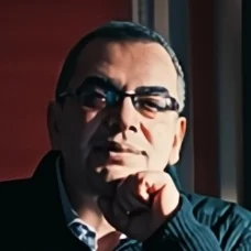 أحمد خالد توفيق