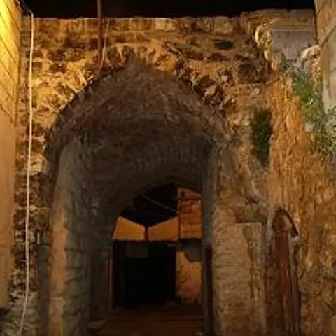 مدينة صور - بيت الجن - الساباط