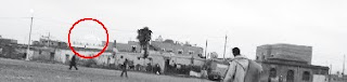 مشارف بويا عمر حيث القبة البيضاء ظاهرة عند الضريح